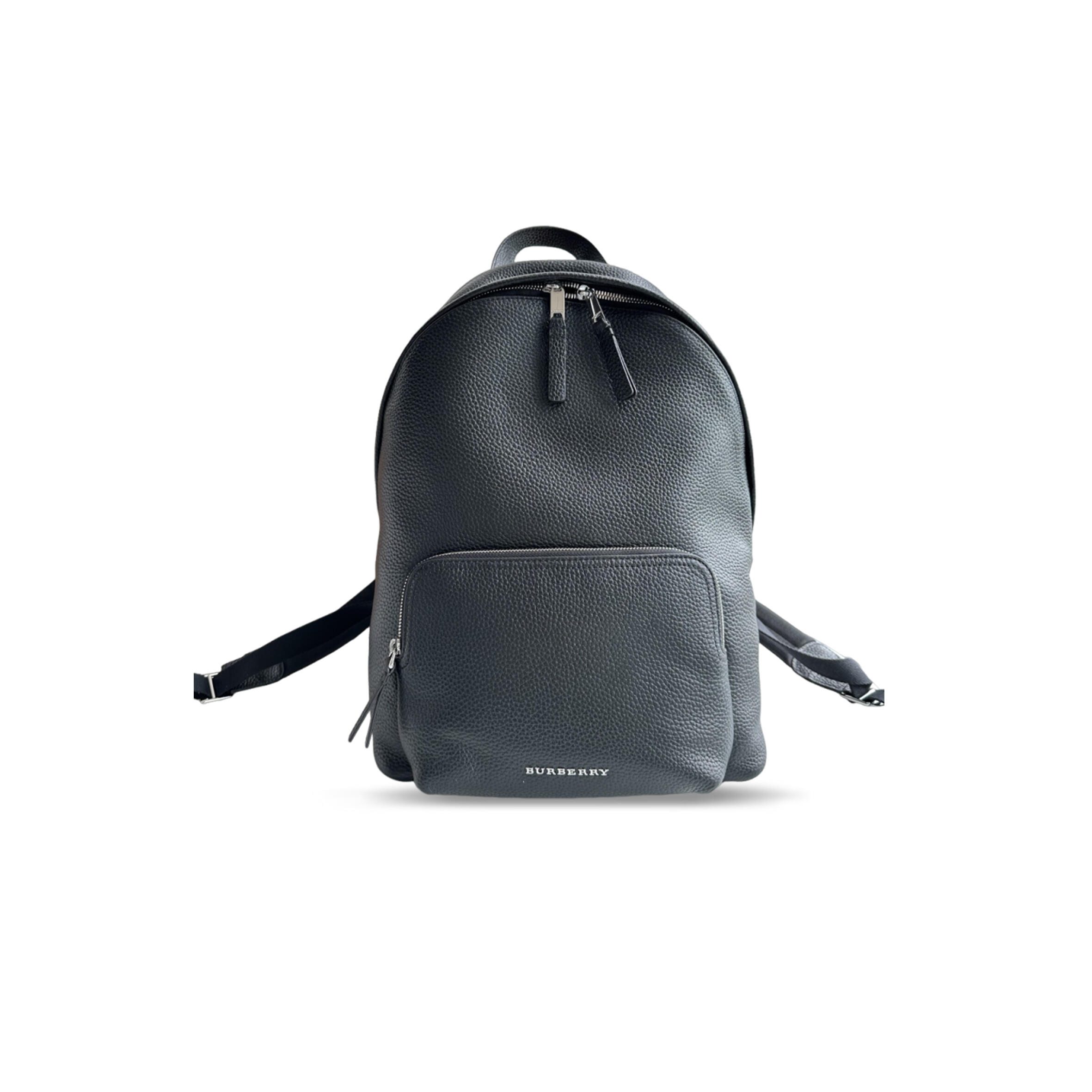 Bv*b*rry backpack (40*29*15cm)